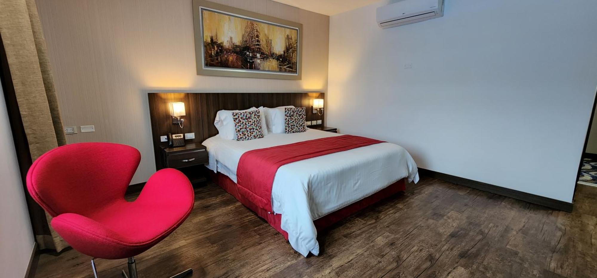 Hotel Royal Elim Internacional Cali Exterior foto A room at the hotel